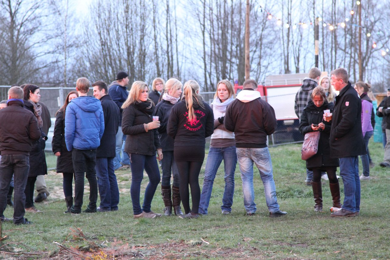 Bild 41 - Osterfeuer 2012
